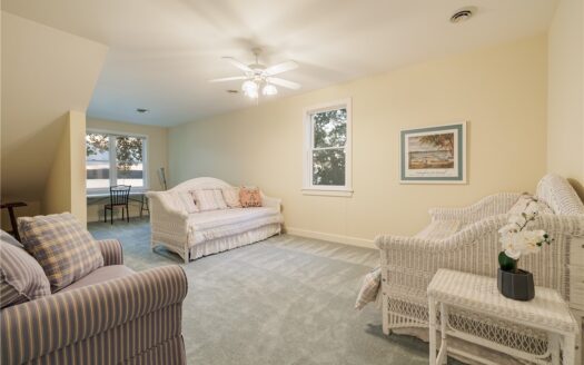 4560 Lake Drive, Gorham