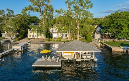 4560 Lake Drive, Gorham